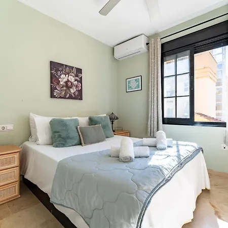 Malagasuite Beautiful Pool & Parking Apartment Torremolinos